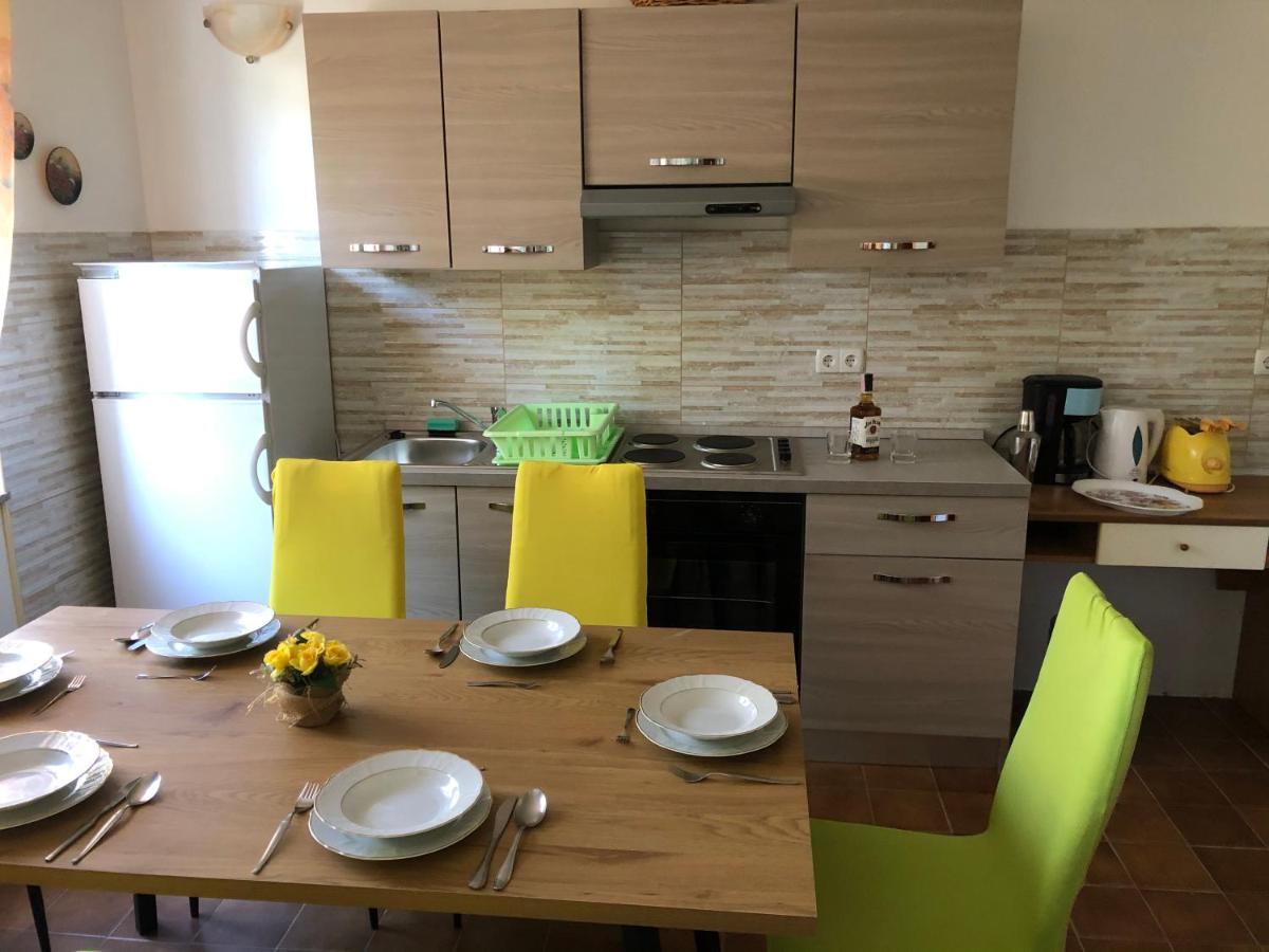 Apartments Ankica Kampor ภายนอก รูปภาพ