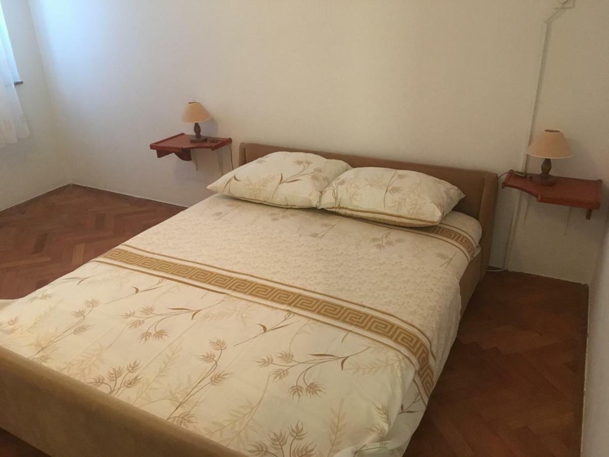 Apartments Ankica Kampor ภายนอก รูปภาพ