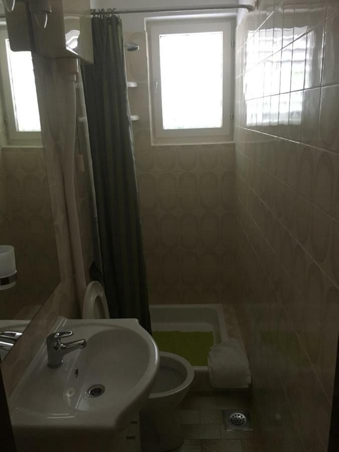 Apartments Ankica Kampor ภายนอก รูปภาพ